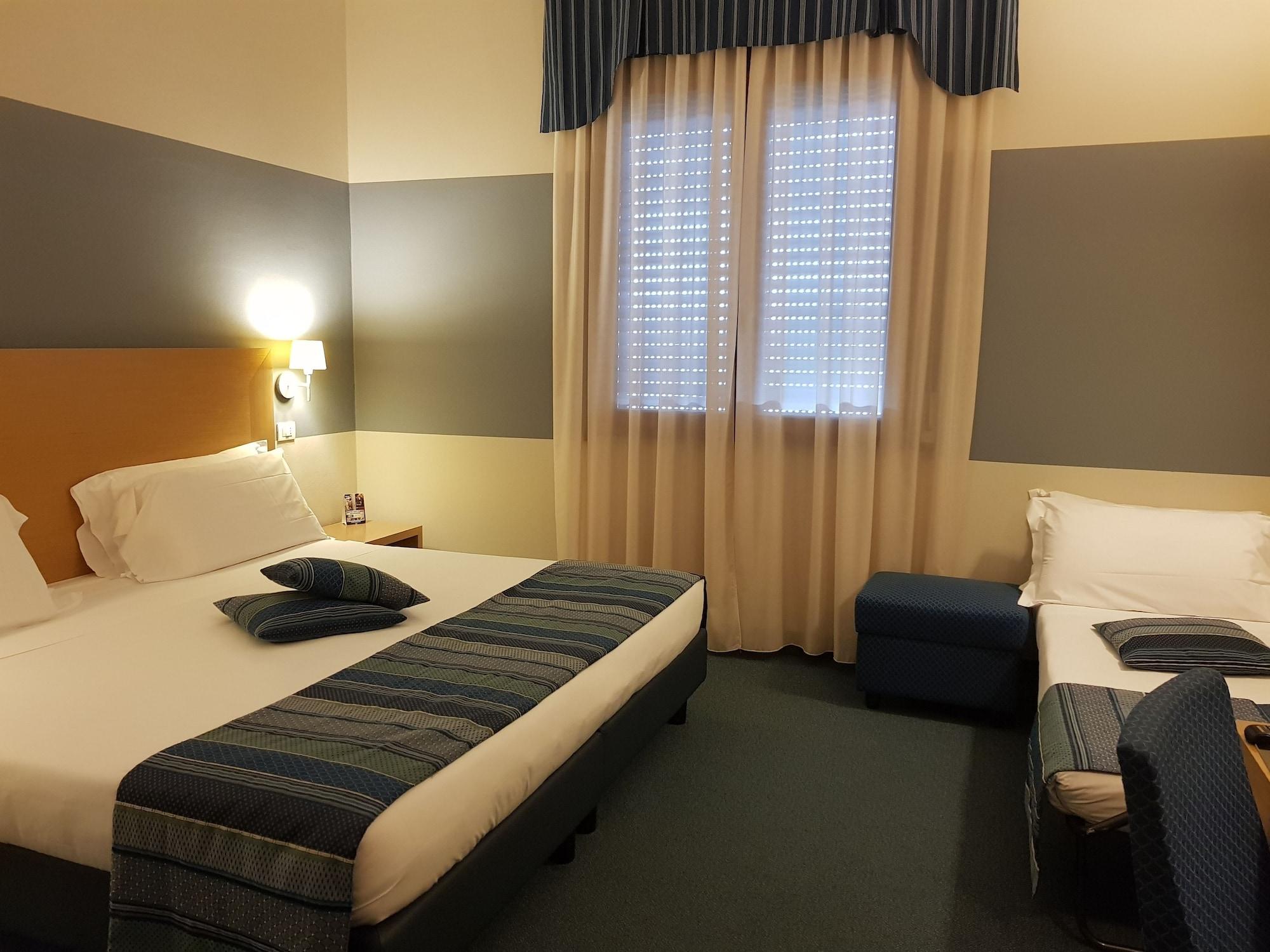 Best Western Hotel Cristallo Mantova Virgilio Esterno foto