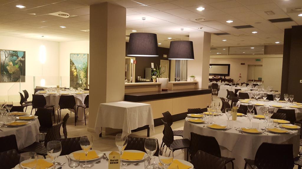 Best Western Hotel Cristallo Mantova Virgilio Esterno foto