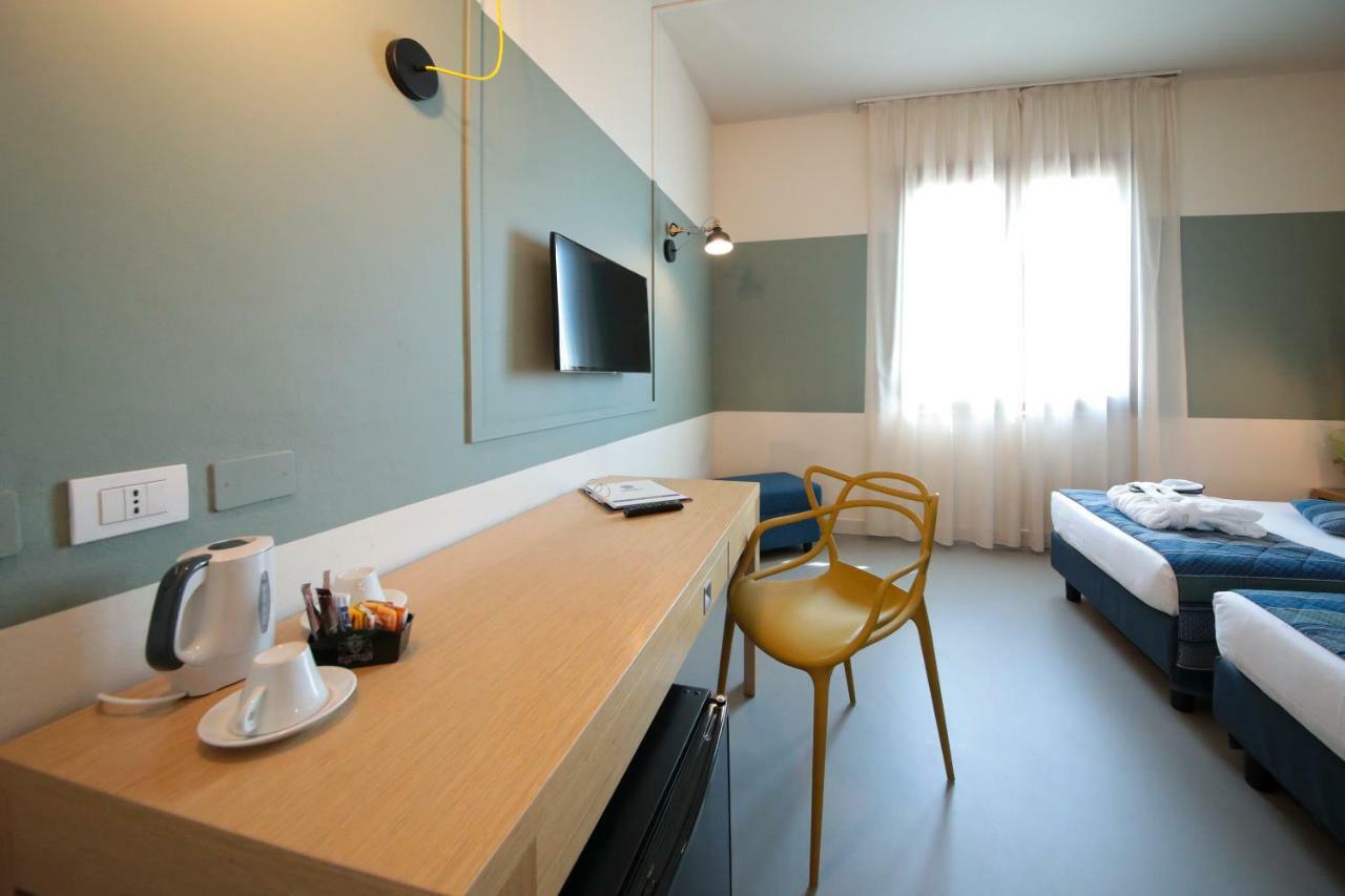 Best Western Hotel Cristallo Mantova Virgilio Esterno foto
